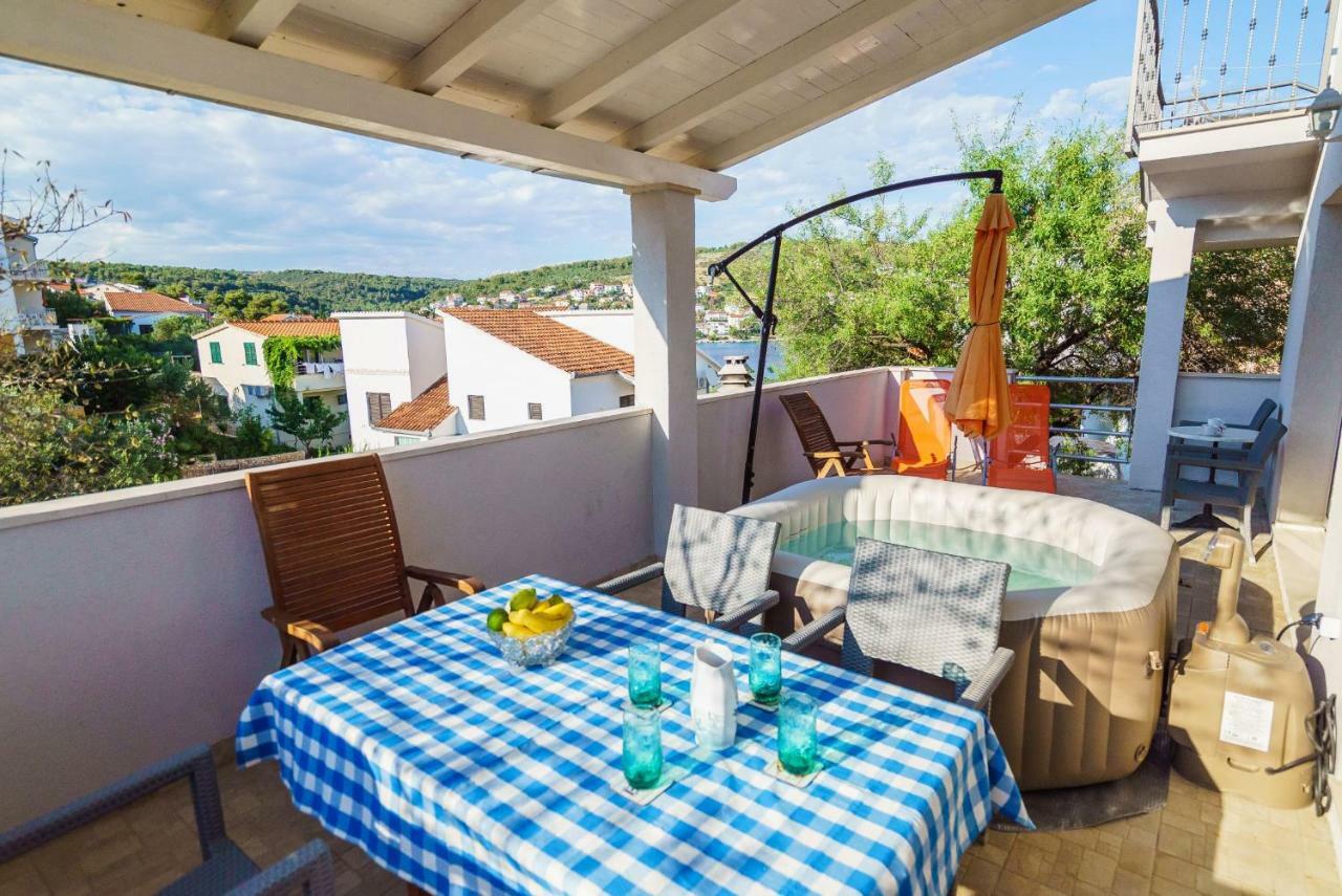 Terrasol Apartments Trogir Luaran gambar